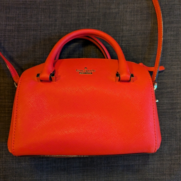 Matching Red Kate Spade Handbag/Crossbody Purse and Wallet Set - Picture 2 of 7